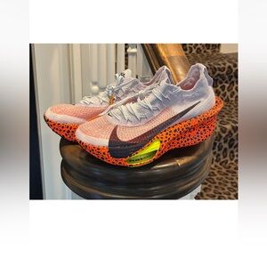 NIKE Air Zoom Men’s Size 6.5 Safari Olympics Sneakers